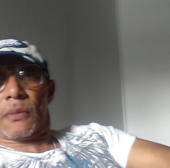 ernestjones270